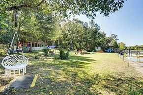 Lake Livingston Home w/ Dock & Deck!