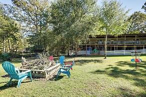 Lake Livingston Home w/ Dock & Deck!