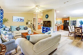 Lake Livingston Home w/ Dock & Deck!