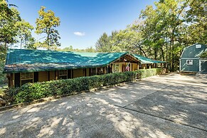 Lake Livingston Home w/ Dock & Deck!