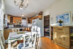 Ellis River Cottage ~ 3 Mi to Attitash Mountain!