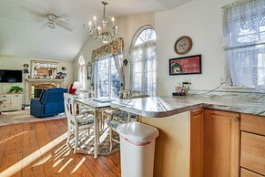 Ellis River Cottage ~ 3 Mi to Attitash Mountain!