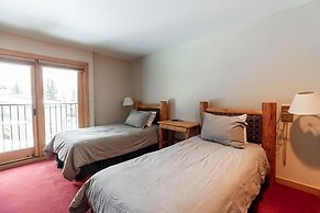 Potato Patch 3 Bedroom Townhouse by RedAwning