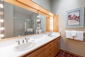 Potato Patch 3 Bedroom Townhouse by RedAwning