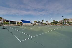 Orange Beach Condo w/ Beach+ Tennis Court Access