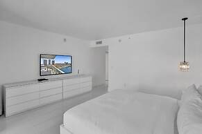 Luxury Condo at Beach Walk Resort