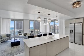 Luxury Condo at Beach Walk Resort