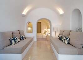 Holiday villa in Oía Greece