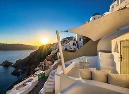 Holiday villa in Oía Greece