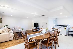 Quaint Homeaway Near Trails and ski Resorts