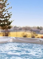 Quaint Homeaway Near Trails and ski Resorts