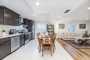 Quaint Homeaway Near Trails and ski Resorts