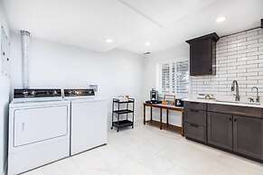 Quaint Homeaway Near Trails and ski Resorts