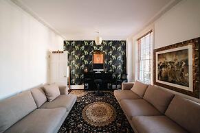 Stylish 2 Bedroom Flat in Camden Town