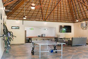 Deluxe Private Villa with Pool