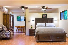 Deluxe Private Villa with Pool