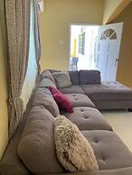 RUNTINGS HIDEAWAY STAY NOMPREL ROAD NEGRIL