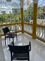 RUNTINGS HIDEAWAY STAY NOMPREL ROAD NEGRIL