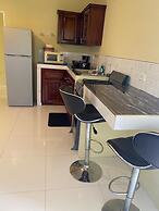 RUNTINGS HIDEAWAY STAY NOMPREL ROAD NEGRIL