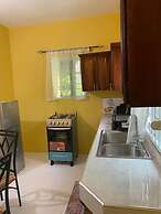 RUNTINGS HIDEAWAY STAY NOMPREL ROAD NEGRIL