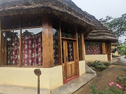 Cwmbale Eco-Tourist Lodge