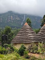 Cwmbale Eco-Tourist Lodge