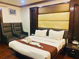 Qotel Hotel Pitampura