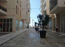 Spacious 2 Bedroom Apartment