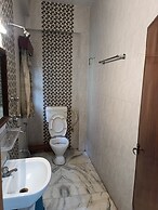 Kusum Hotel And Restaurant