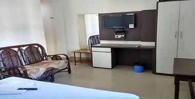 Kusum Hotel And Restaurant