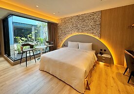 JingIn Hotel