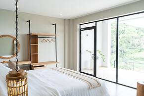 JadenHill CityView 8BR Villa Heated Pool+Movieroom