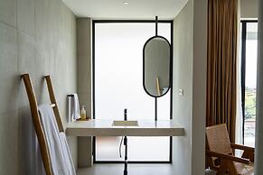 JadenHill CityView 8BR Villa Heated Pool+Movieroom