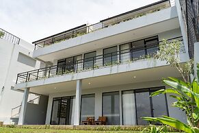 JadenHill CityView 8BR Villa Heated Pool+Movieroom