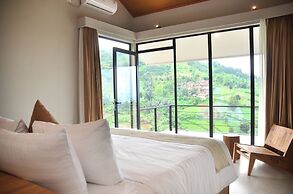 JadenHill CityView 8BR Villa Heated Pool+Movieroom