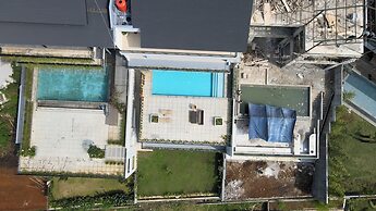 JadenHill CityView 8BR Villa Heated Pool+Movieroom