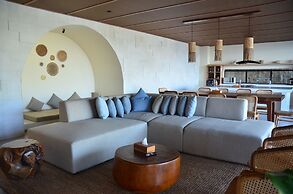 JadenHill CityView 8BR Villa Heated Pool+Movieroom