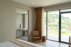 JadenHill CityView 8BR Villa Heated Pool+Movieroom