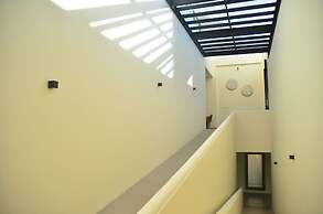 JadenHill CityView 8BR Villa Heated Pool+Movieroom