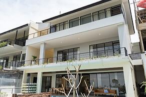 JadenHill CityView 8BR Villa Heated Pool+Movieroom