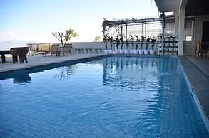 JadenHill CityView 8BR Villa Heated Pool+Movieroom