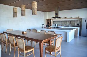 JadenHill CityView 8BR Villa Heated Pool+Movieroom