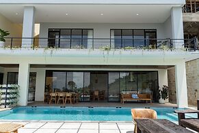 JadenHill CityView 8BR Villa Heated Pool+Movieroom