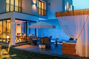 Luxon Sapanca Family Villas