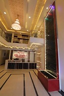 Hotel Sahibs Red Carpet