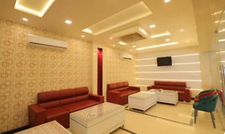 Hotel Sahibs Red Carpet