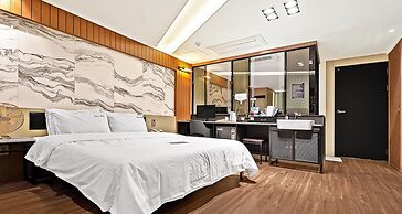 Pohang A1 Hotel Yeongildae Branch