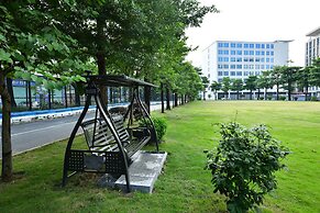 Baiyun Airport Coco Hotel