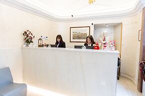 Hotel Maximus
