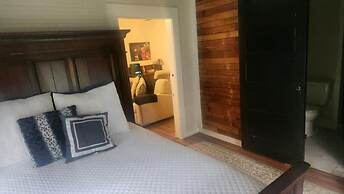 Frank Howard 111 Farmhouse